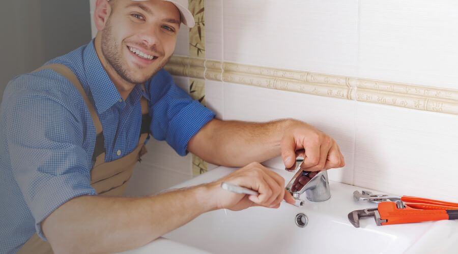 Professional sink repair in Bluffton, IN